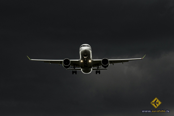 Bombardier CSeries CS300 (BD-500-1A11)